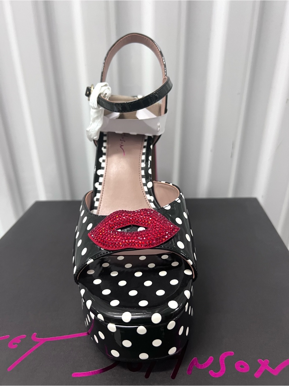 Betsey Johnson Allyson Lips Polka Dot Platform Heels Sandals NEW - Picture 8 of 10